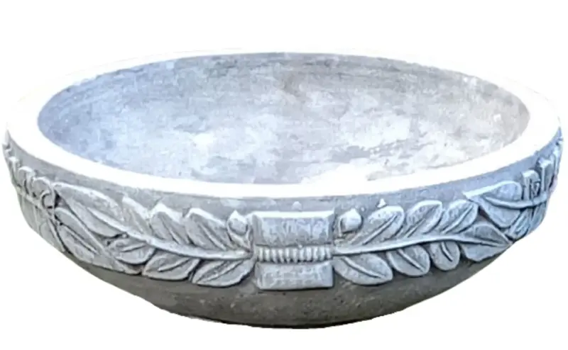 Product image 3 of the product “Medan - Bowl with leaf motive, Ø 29 cm | cast stone ”